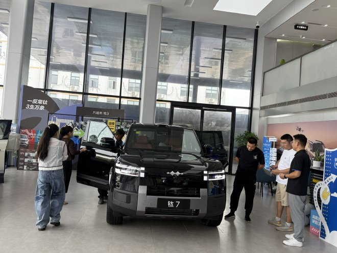 上市即热销 方程豹钛7成今年行业爆款SUV