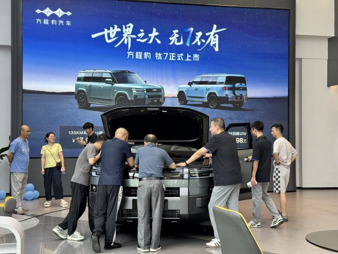 上市即热销 方程豹钛7成今年行业爆款SUV