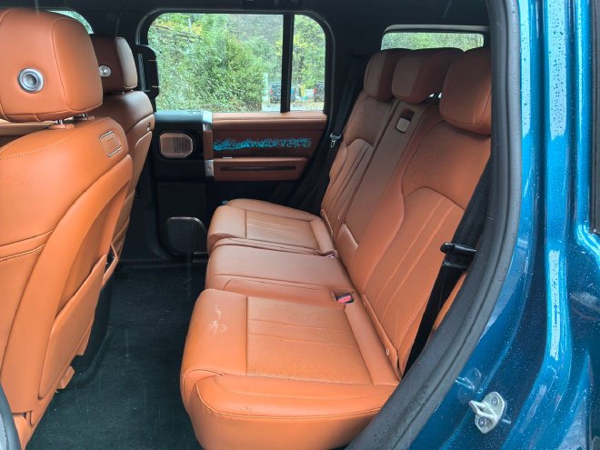 试驾纵横G700 用实力诠释何为硬派豪华SUV