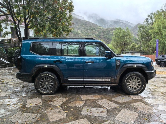 试驾纵横G700 用实力诠释何为硬派豪华SUV