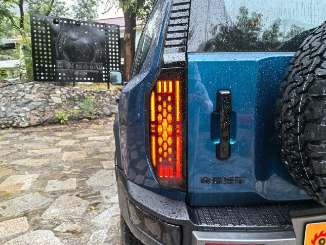 试驾纵横G700 用实力诠释何为硬派豪华SUV