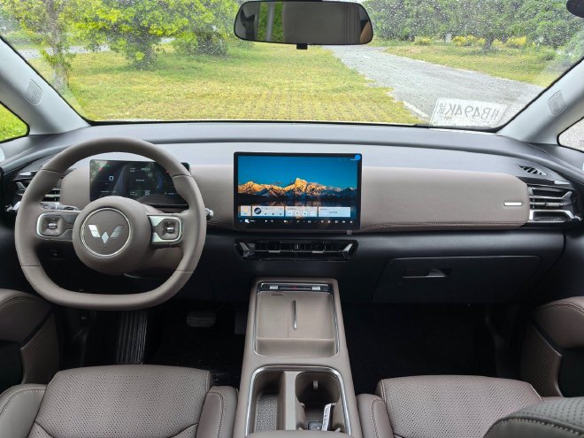 一款车配三种动力 综合试驾五菱星光730混动版