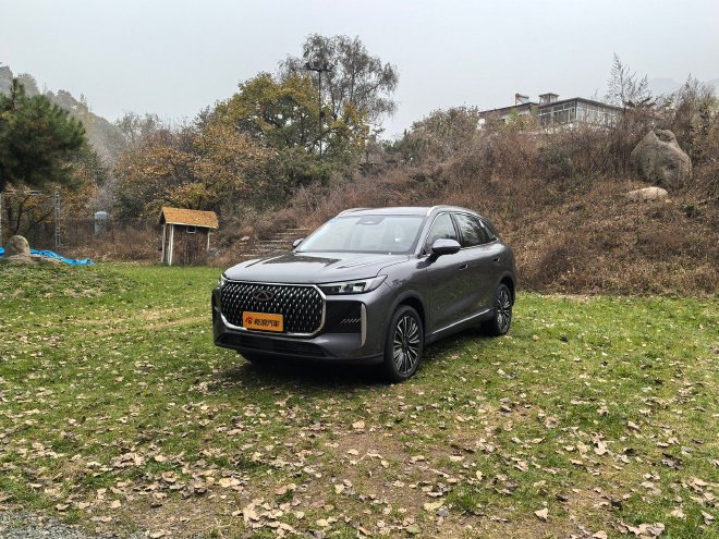 动力够用配置全 试驾奇瑞第五代瑞虎8虎踞版