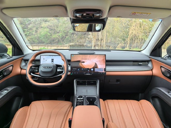 动力够用配置全 试驾奇瑞第五代瑞虎8虎踞版