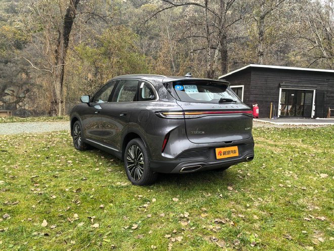 动力够用配置全 试驾奇瑞第五代瑞虎8虎踞版