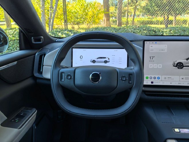 安全与时尚全兼容 抢先试驾沃尔沃全新XC70