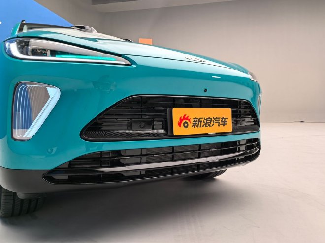 搭载猎鹰700+ 抢先体验风云T9L四驱版