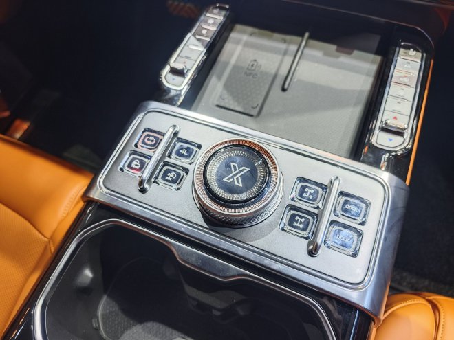 2025广州车展:纵横G700环塔版限时33.49万起