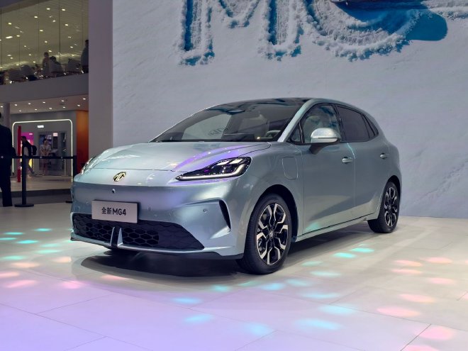2025广州车展:MG4半固态安芯版亮相