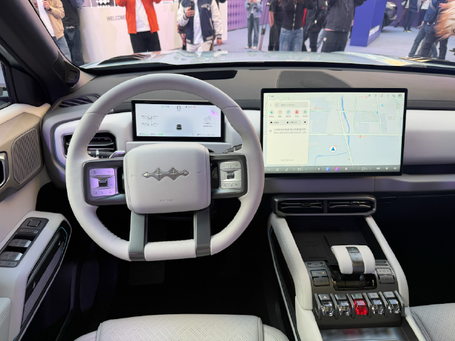 方程豹钛3闪充版上市 售15.38-16.98万元