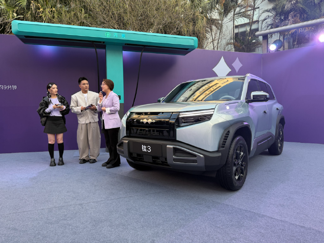 方程豹钛3闪充版上市 售15.38-16.98万元