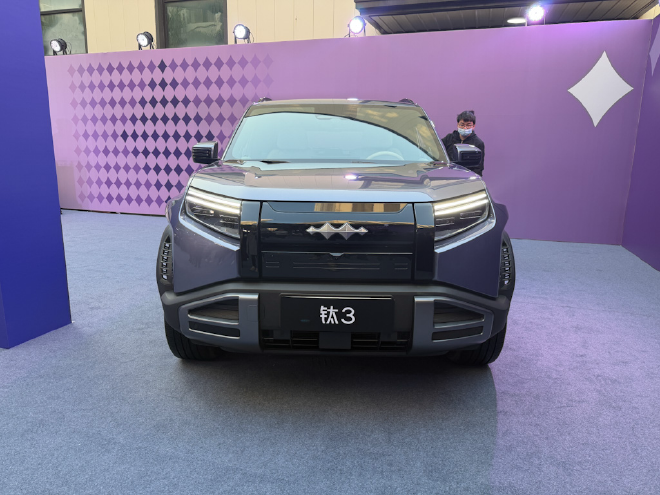 方程豹钛3闪充版上市 售15.38-16.98万元