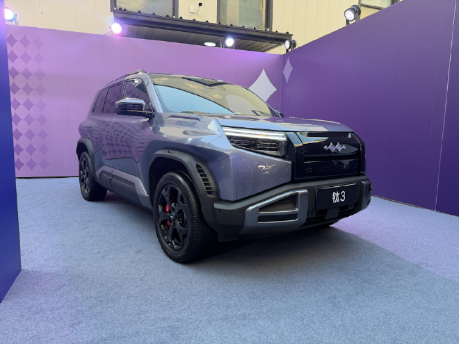 方程豹钛3闪充版上市 售15.38-16.98万元