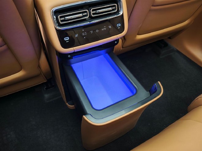 实拍星途EX7 感受科技与性能的多重进化