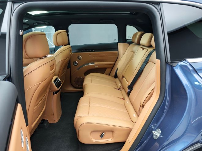 实拍星途EX7 感受科技与性能的多重进化