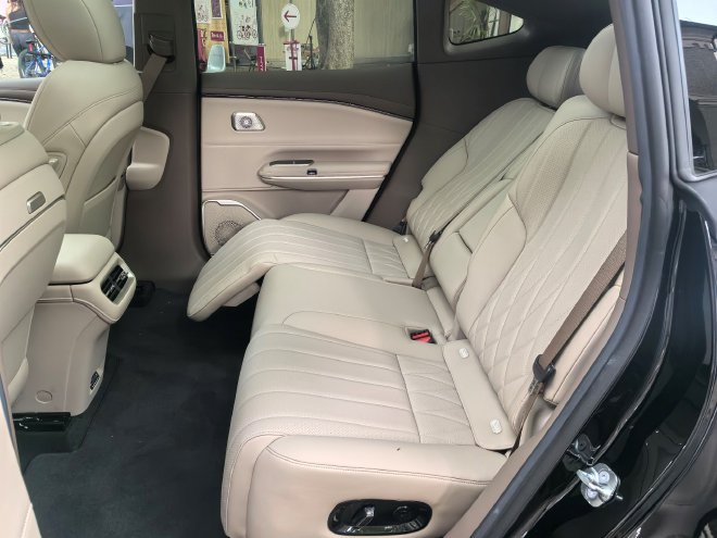 上市权益价17.99万起 昊铂S600正式上市