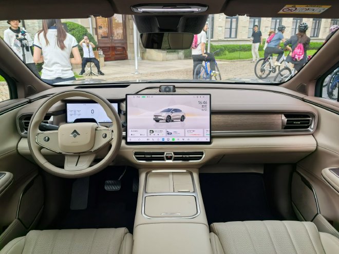 上市权益价17.99万起 昊铂S600正式上市