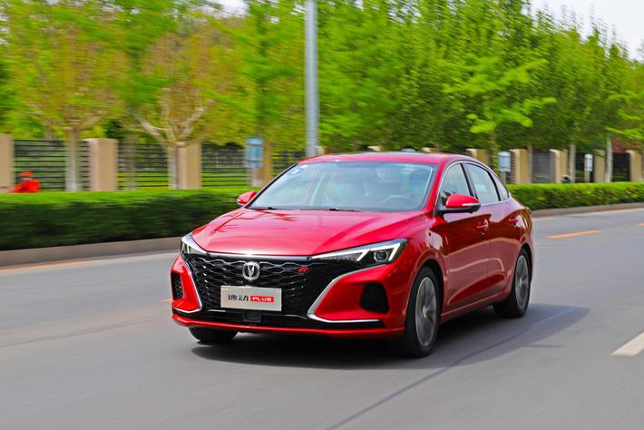 试驾2021款长安逸动PLUS