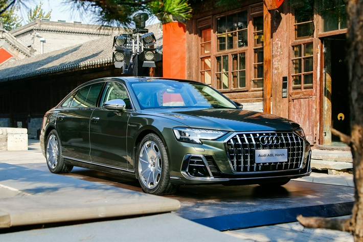 实拍奥迪A8L Horch创始人版