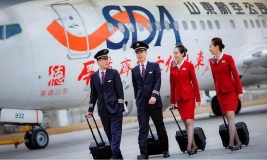 “永不晚点”的山航摘牌了:从网红到退市,它做错了什么?