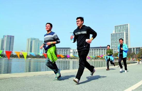 无锡经开区工作会议敲定2019年发展思路和工