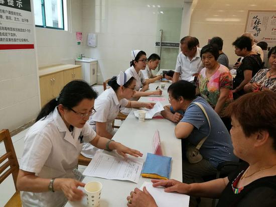 无锡市启动老年人慢病专家健康指导项目