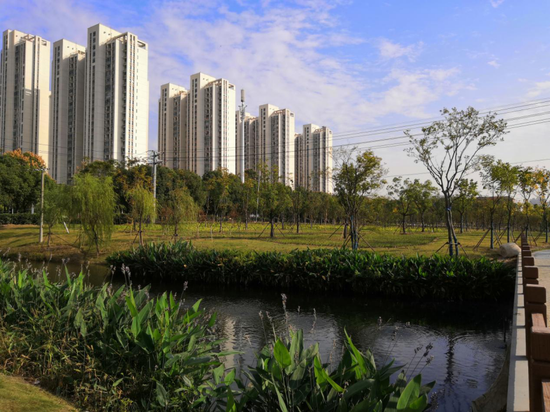 整治后小溪港沿岸(和风家园东侧)