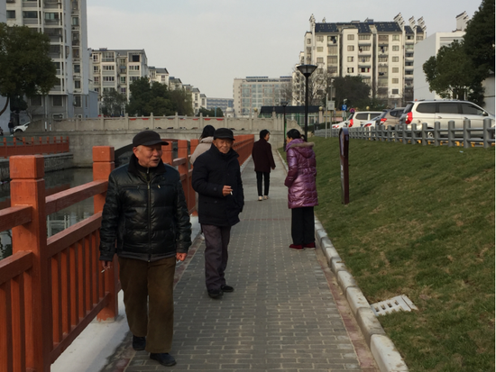 梅荆三社区新建的健康步道