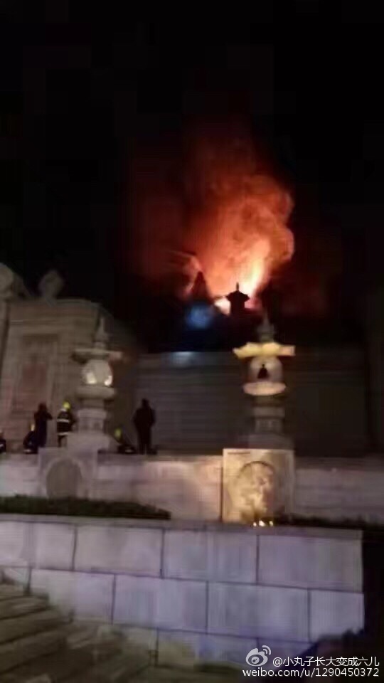 无锡灵山梵宫大火排除人为因素 已被扑灭无人