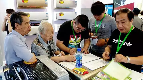 无锡广电广告公司总经理方益采访:方兴未艾 开