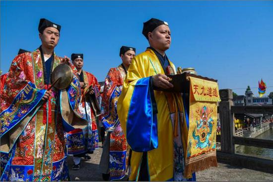 宜兴周铁古镇文化之旅启幕 两本地方重要著作