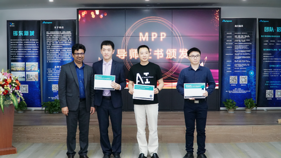 桑迪·古普达先生颁发微软MPP证书