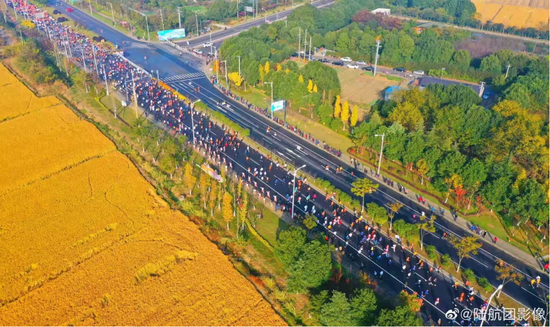 线上线下相结合 2020宛马系列赛活力开跑
