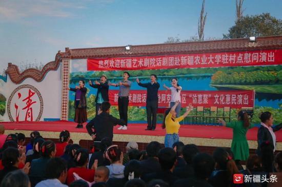 “艺术作品需要老百姓检验”