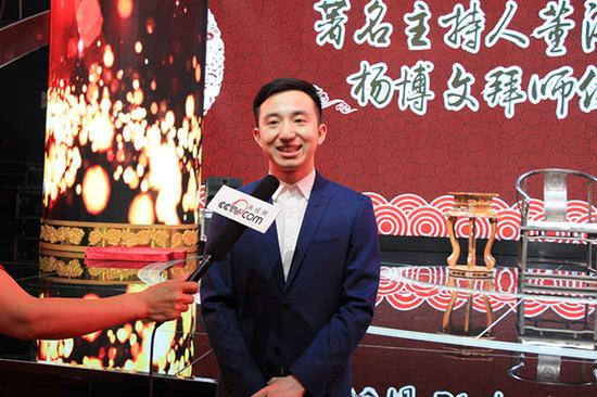 中国优秀青年主持人和少儿语言艺术教育专家、弟子杨博文接受媒体专访