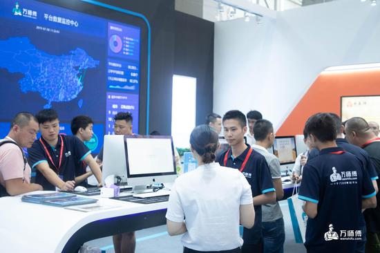 互联网+售后，万师傅引领建博会新话题