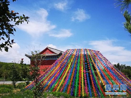 吉木萨尔千佛洞景区一角
