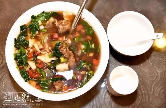 (一碗汤饭的单人份,每份20元)