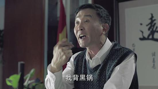 囧哥:劫后余生!大爷江里钓起俩大活人,小伙上岸后喊爹 囧哥:劫后余生!大爷江里钓起俩大活人,小伙上岸后喊爹图片