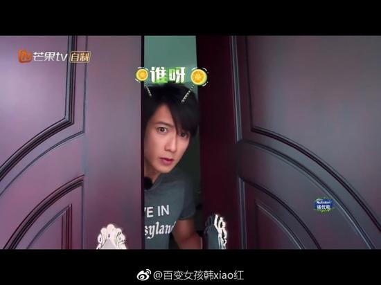 囧哥午间版:18岁女孩做全脸提拉 知道没必要就是有钱 囧哥午间版:18岁女孩做全脸提拉 知道没必要就是有钱图片