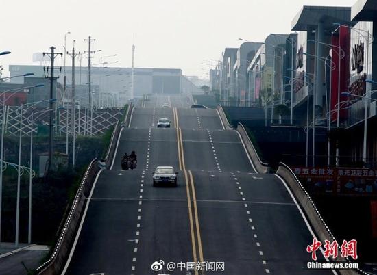 囧哥:别急着受薛之谦影响撩前任 网友称他离婚为买房 囧哥:别急着受薛之谦影响撩前任 网友称他离婚为买房图片