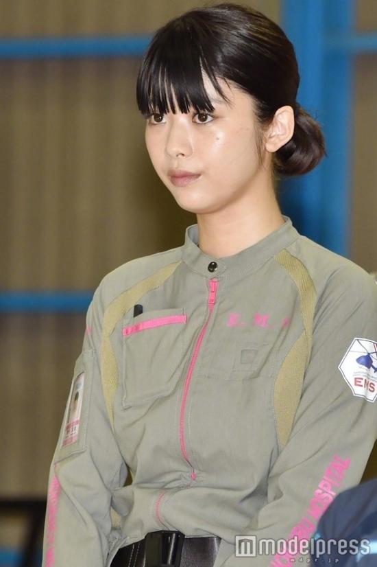囧哥午间版:看完陈意涵的快乐到娇嗔 感觉林志玲输了 囧哥午间版:看完陈意涵的快乐到娇嗔 感觉林志玲输了图片
