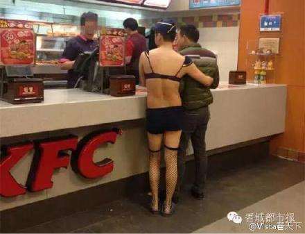 当街买内衣_内衣美女