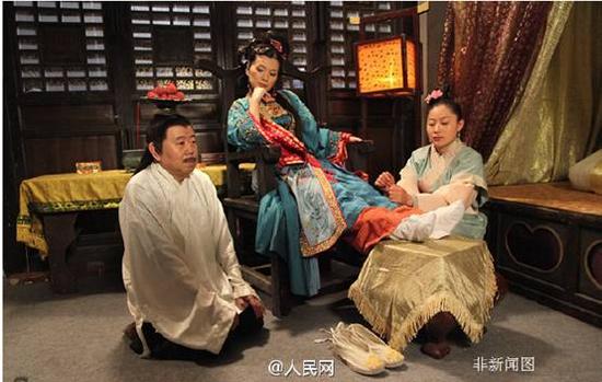 偷内衣小说_将进酒小说(2)