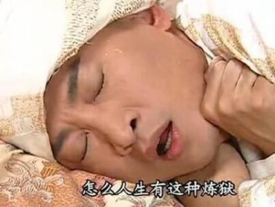 囧哥:锅从天降! 大妈怒怼cos女孩“我孙女就是被你们带坏的” 囧哥:锅从天降! 大妈怒怼cos女孩“我孙女就是被你们带坏的”图片