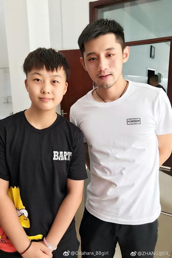 囧哥:消防员半年前救的猪,被做成香肠送回去做BBQ 囧哥:消防员半年前救的猪,被做成香肠送回去做BBQ图片
