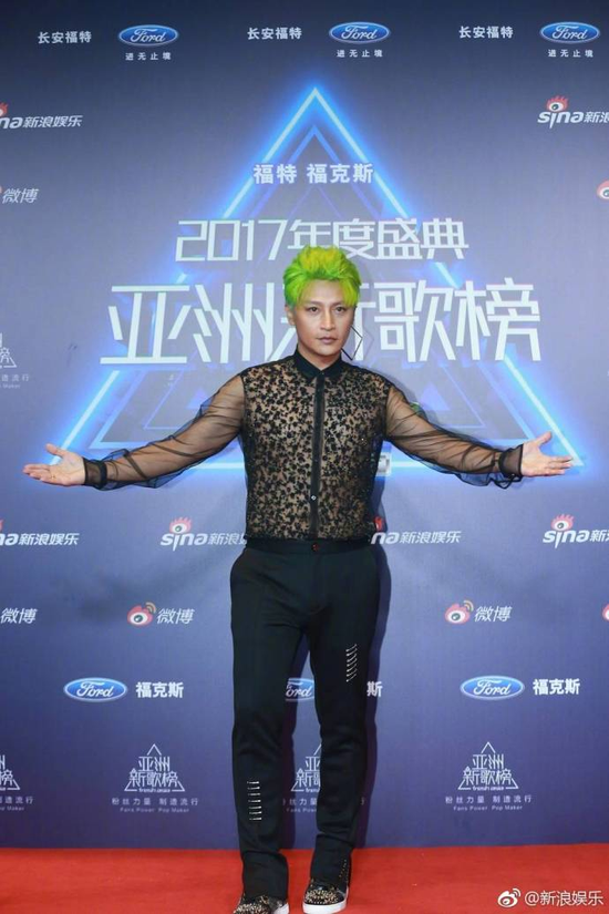 囧哥午间版:祝愿你们明年七夕 身边的恋人比今年的好 囧哥午间版:祝愿你们明年七夕 身边的恋人比今年的好图片