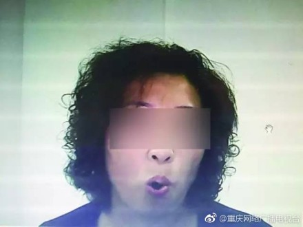 囧哥:七夕礼物大赛她赢了!称男友给买了一个公墓的坑 囧哥:七夕礼物大赛她赢了!称男友给买了一个公墓的坑图片