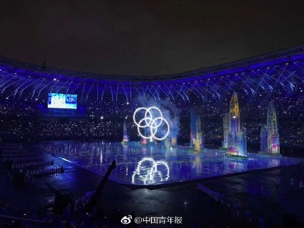 囧哥:七夕礼物大赛她赢了!称男友给买了一个公墓的坑 囧哥:七夕礼物大赛她赢了!称男友给买了一个公墓的坑图片