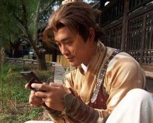 囧哥:共享男友什么鬼?明码标价7块钱接吻,你试吗? 囧哥:共享男友什么鬼?明码标价7块钱接吻,你试吗?图片